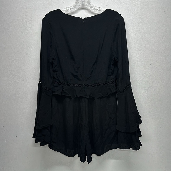 For Love & Lemons Emilia Romper Jumpsuit Shorts Long Sleeve Floral  Black Medium - Picture 5 of 7